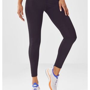 Fabletics Salar Solid Powerhold Legging